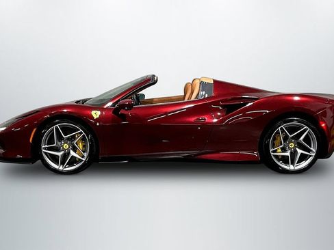Used 2021 Ferrari F8 Tributo RWD image 8