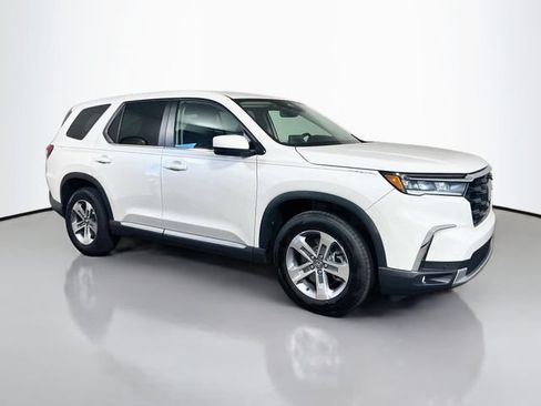 Certified 2025 Honda Pilot EX-L image 23
