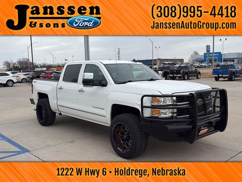 Used 2015 Chevrolet Silverado 1500 LTZ Z71 w/ LTZ Plus Package image 4