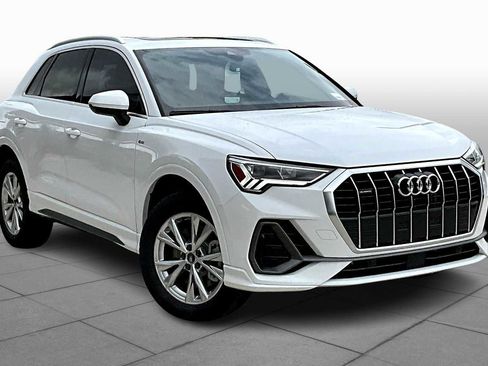New 2025 Audi Q3 2.0T Premium w/ Convenience Package image 2