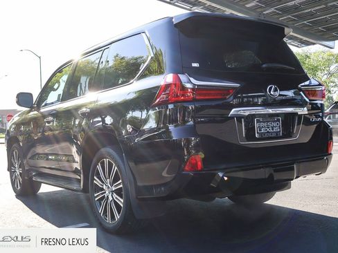 Used 2019 Lexus LX 570 4WD w/ Luxury Package image 4