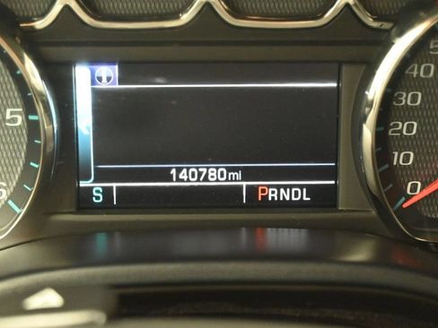 Used 2018 Chevrolet Silverado 1500 LT w/ All Star Edition AWD/4WD image 16