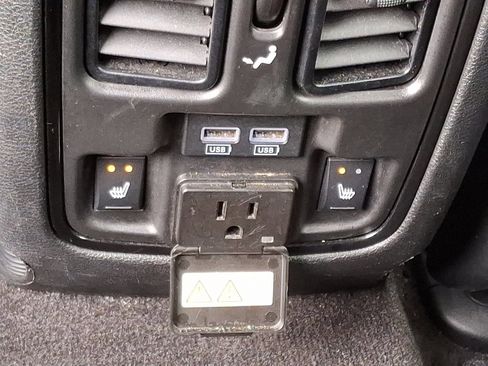 Used 2022 Dodge Durango R/T image 12