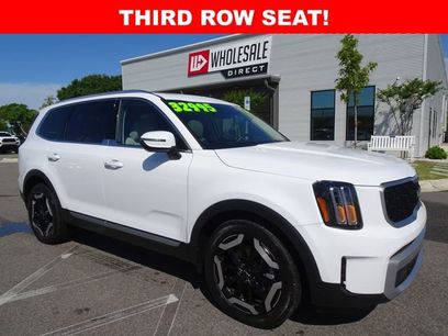 Used 2024 Kia Telluride EX w/ EX Captain's Chair Package