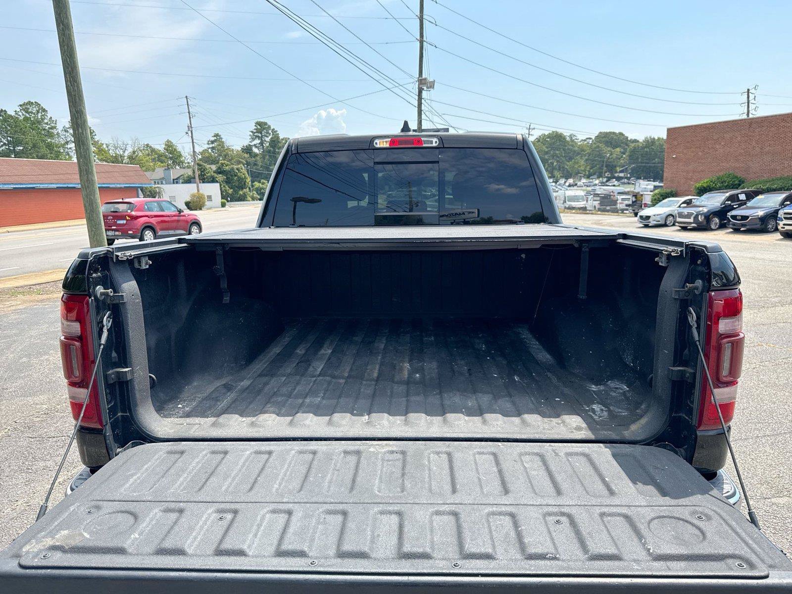 Used 2019 RAM 1500 Limited AWD/4WD image 16