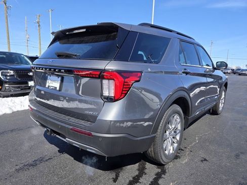 New 2026 Ford Explorer Active w/ Active Comfort Package image 4