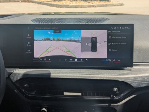 Used 2025 BMW 430i Convertible image 22