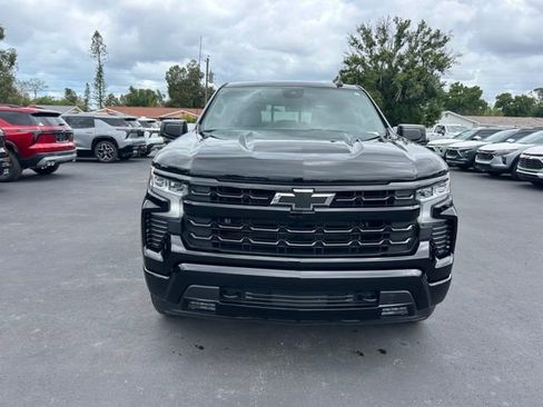 Used 2025 Chevrolet Silverado 1500 RST image 2