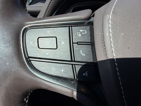 Used 2019 Lexus LS 500 w/ Interior Upgrade Package RWD image 19