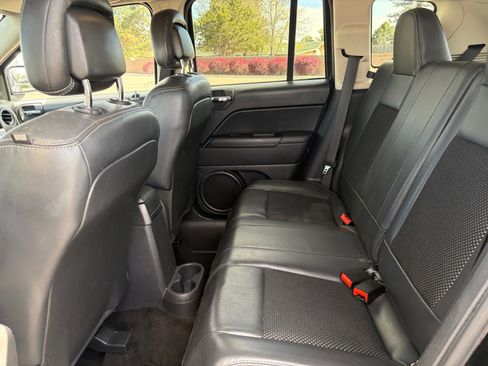 Used 2014 Jeep Compass Sport w/ Power Value Group FWD image 17