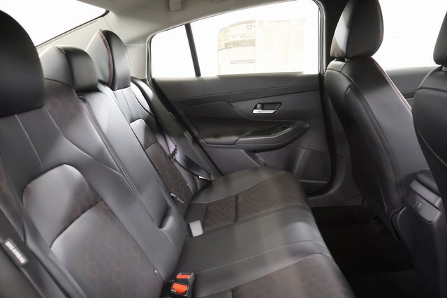 New 2026 Nissan Sentra SR w/ SR Premium Package FWD image 27