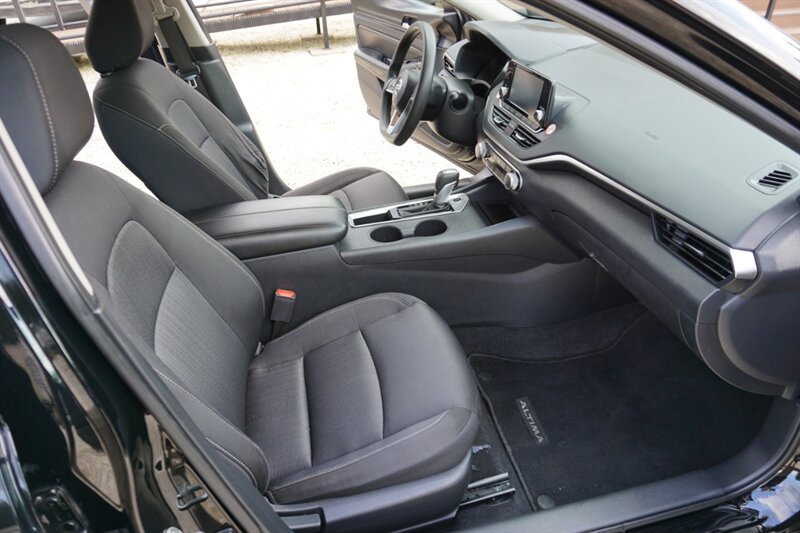 Used 2021 Nissan Altima 2.5 S w/ Driver Assist Package FWD image 16