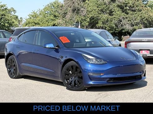 Used 2022 Tesla Model 3 Long Range AWD/4WD image 2