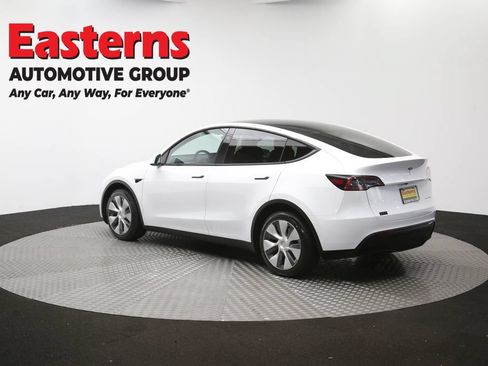 Used 2023 Tesla Model Y Long Range AWD/4WD image 59