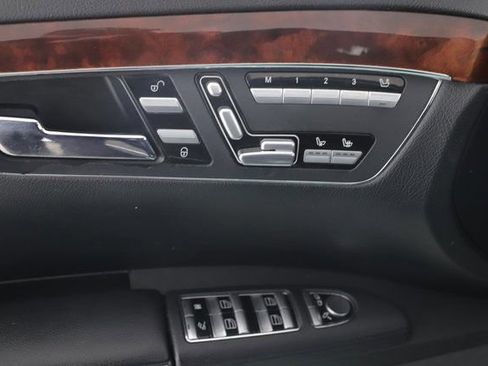 Used 2008 Mercedes-Benz S 550 image 19