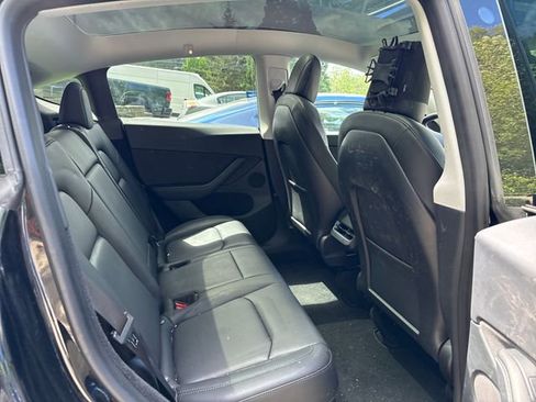 Used 2023 Tesla Model Y Long Range AWD/4WD image 9