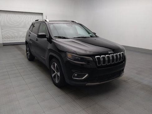 Used 2019 Jeep Cherokee Limited w/ Technology Group FWD image 13
