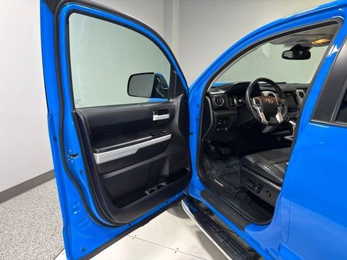 Used 2021 Toyota Tundra SR5 AWD/4WD image 9