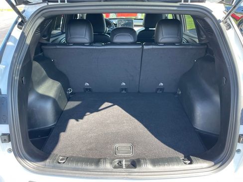 Used 2023 Jeep Compass Latitude image 7