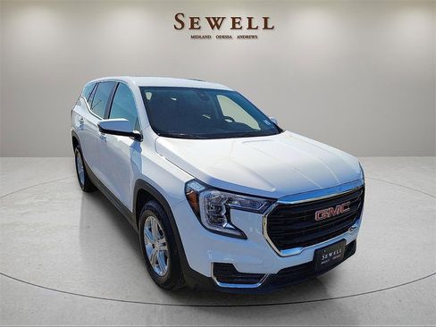 Certified 2024 GMC Terrain SLE image 7