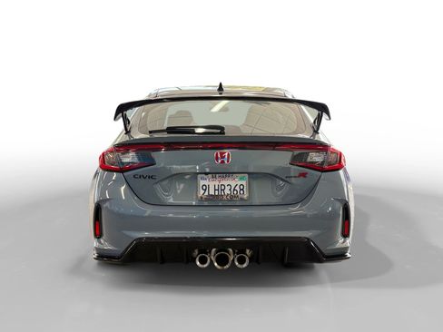 Used 2024 Honda Civic Type R image 4