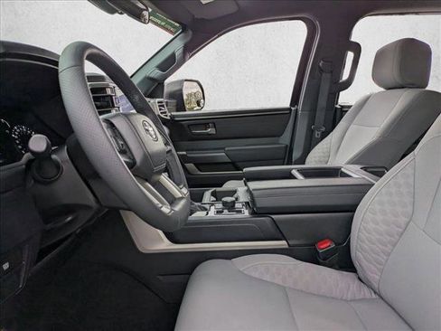 Used 2025 Toyota Tundra SR5 w/ TRD Off-Road Package AWD/4WD image 15