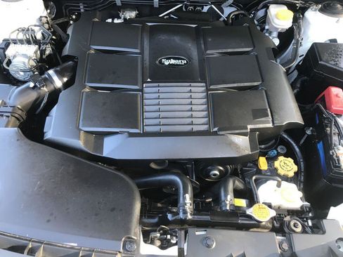 Used 2015 Subaru Outback 3.6R Limited image 14