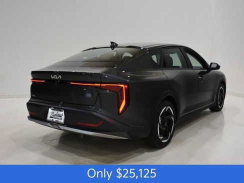 New 2026 Kia K4 EX FWD image 4