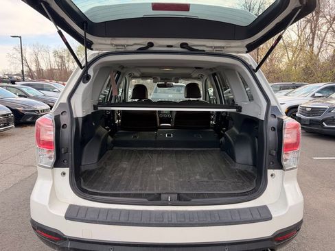Used 2018 Subaru Forester 2.5i Touring AWD/4WD image 37