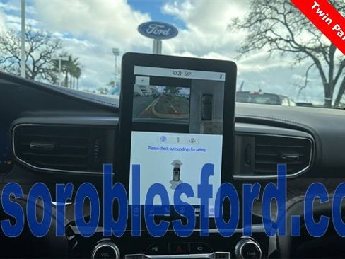 Certified 2022 Ford Explorer Platinum w/ Equipment Group 601A image 14