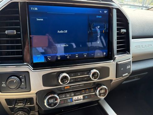 Used 2022 Ford F250 Lariat w/ Tremor Off-Road Package AWD/4WD image 2