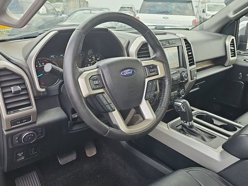 Used 2019 Ford F150 Lariat image 14