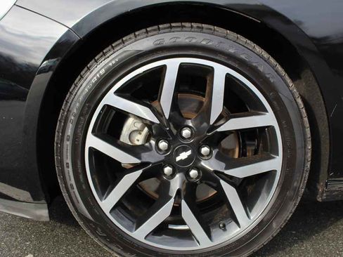 Used 2016 Chevrolet Impala LT image 36