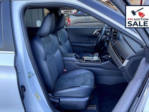Used 2025 Mitsubishi Outlander SE AWD/4WD image 7