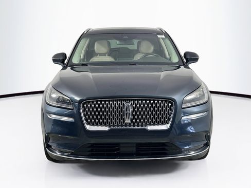 Used 2020 Lincoln Corsair Reserve w/ Rear Removable Package Tray image 2