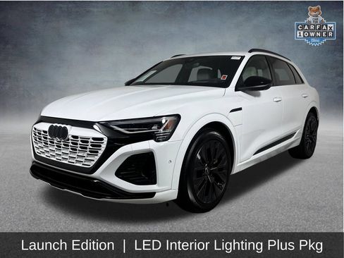 Used 2024 Audi Q8 e-tron Premium Plus AWD/4WD image 3