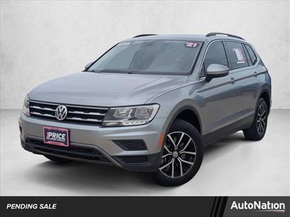 Used 2021 Volkswagen Tiguan SE w/ Panoramic Sunroof Package