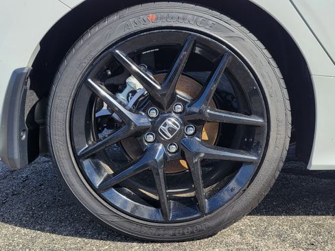 Certified 2025 Honda Civic Sport image 6