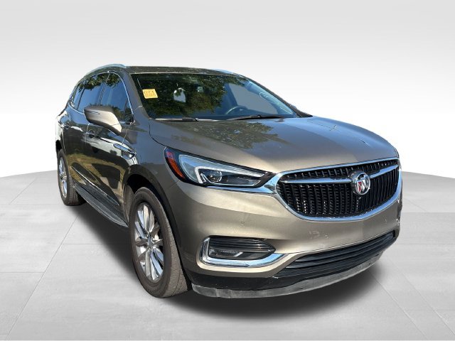 Used 2020 Buick Enclave Premium w/ Surround and Sites Package FWD image 3