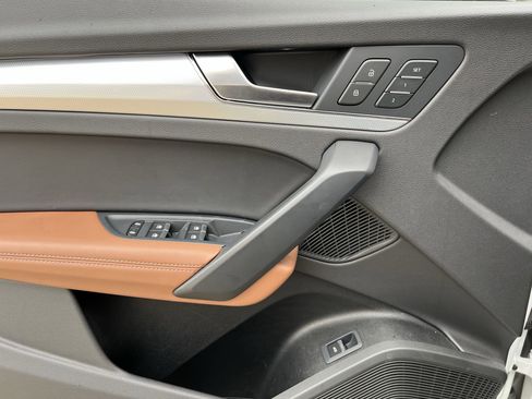 Used 2024 Audi Q5 2.0T Prestige image 14