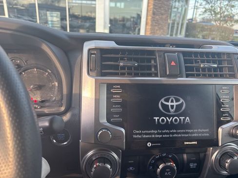 Used 2023 Toyota 4Runner SR5 image 6