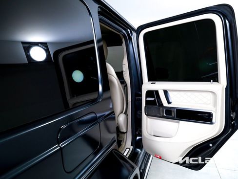 Used 2021 Mercedes-Benz G 550 w/ AMG Line image 23