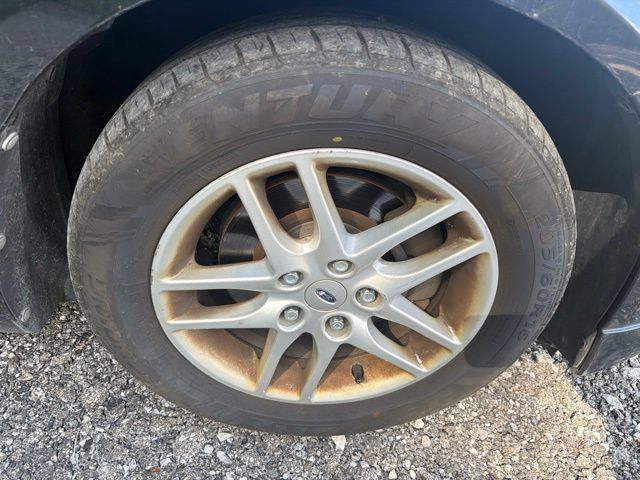 Used 2010 Ford Fusion S FWD image 4
