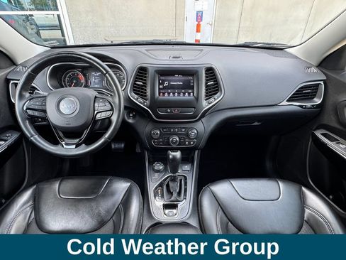 Used 2020 Jeep Cherokee Latitude Plus AWD/4WD image 8