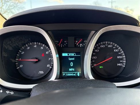 Used 2013 Chevrolet Equinox LT w/ Driver Convenience Package image 22