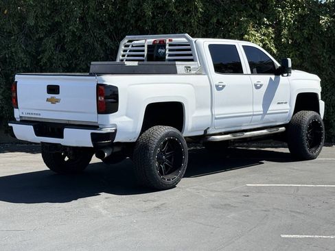 Used 2016 Chevrolet Silverado 2500 LT AWD/4WD image 8