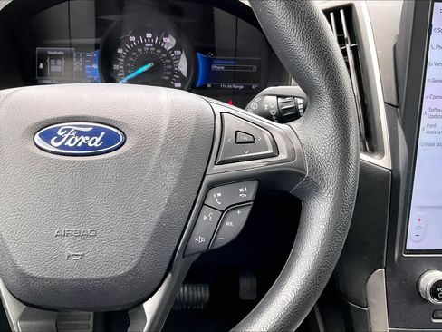 Used 2023 Ford Edge SE AWD/4WD image 25