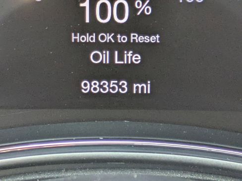 Used 2020 Jeep Grand Cherokee Overland image 11