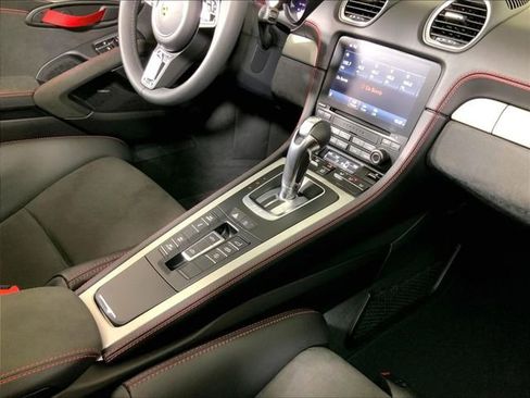 Certified 2021 Porsche 718 Boxster Spyder RWD image 16