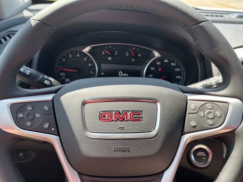 New 2024 GMC Terrain SLT AWD/4WD image 26